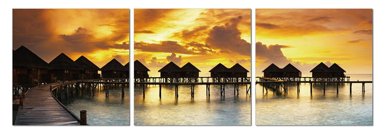 Silhouettes of cabins at sea Obraz