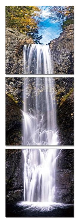 Cuadro Waterfall under a blue sky