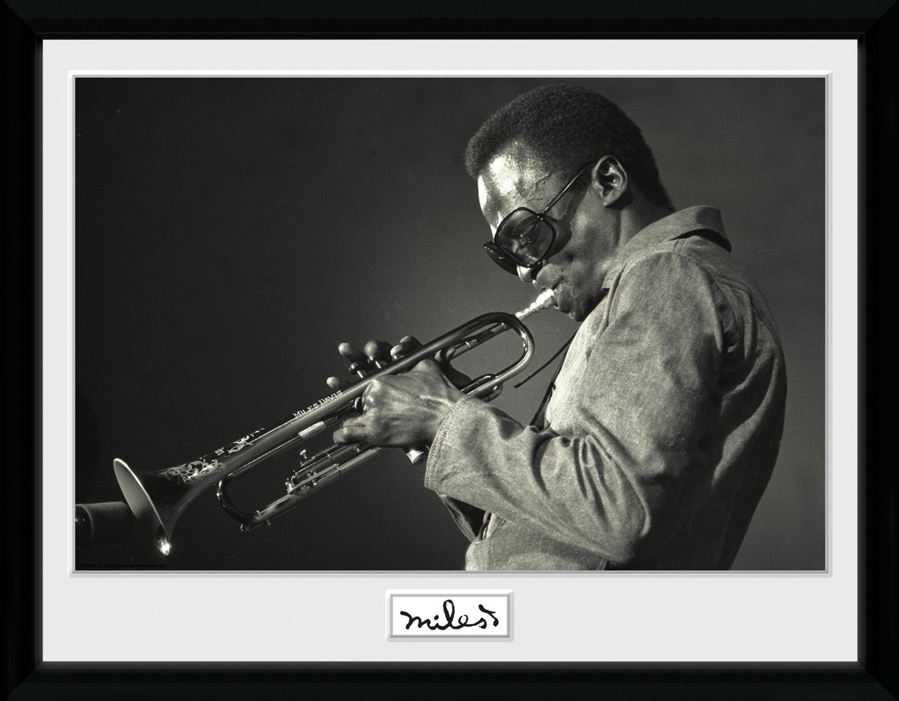 Plakat, obraz w ramce Miles Davis - Portrait | Plakaty, obrazy