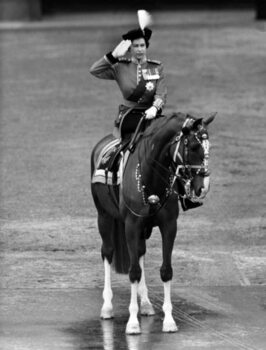 Obrazová reprodukce Elizabeth II, during the ceremony “Trooping the colour”, 1960