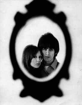 Canvastavla GEORGE HARRISON with wife PATTIE BOYD