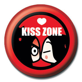 Button PUCCA - kiss zone