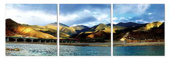 Peaks over a lake Obraz