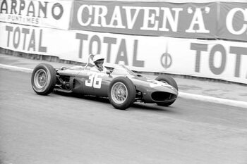Obraz na plátně Phil Hill driving the sharknose ferrari, 1962