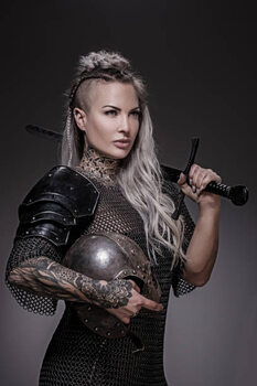 Plagát Sword wielding viking warrior blonde female
