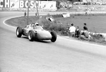Plakát Gerhard Mitter in the Maarsbergen Porsche 718, 1963
