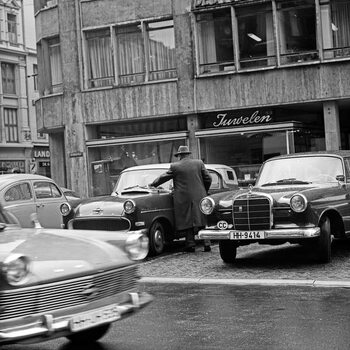 Plakát Street scene at Alstertor street in Hamburg, Germany 1960s