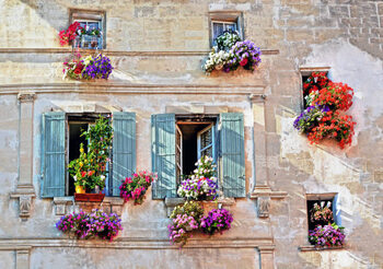 Plakát Typical facade of the old Provencal