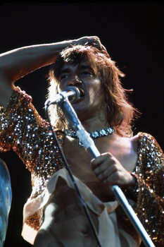 Poster Rod Stewart in concert with rock band The Faces, 1972