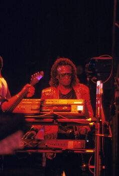 Póster Miles David, 1989