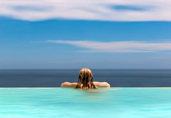 Ταπετσαρία τοιχογραφία  Red And Blue