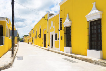 Exkluzív Művész Fotók The Yellow City - Izamal