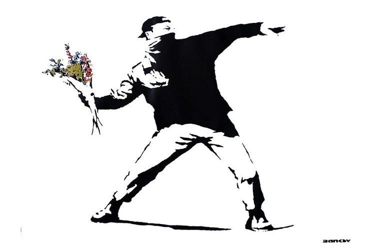 Plakát, Obraz - Banksy street art - graffiti throwing flowers, (59 x 42 cm)