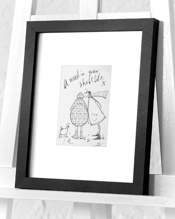 Gerahmte Poster Sam Toft - A Word in your Shell