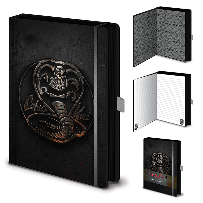 Notesbog Cobra Kai - Metal Badge