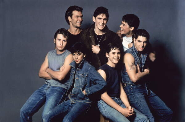 Plakát, Obraz - Patrick Swayze, Matt Dillon, Rob Lowe, Emilio Estevez, Ralph Macchio, Thomas C. Howell And Tom Cruise., 40 × 26.7 cm