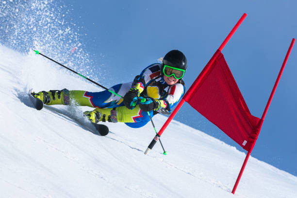 Levně Plakát, Obraz - Professional Female Alpine Skier at Giant, mmphoto, 40 × 26.7 cm