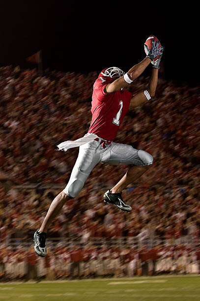 Levně Plakát, Obraz - Football Catch, petesaloutos, 26.7 × 40 cm