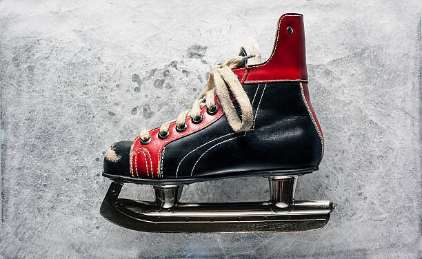 Levně Plakát, Obraz - Vintage Boys Ice Hockey Skate, Bjarte Rettedal, 40 × 24.6 cm
