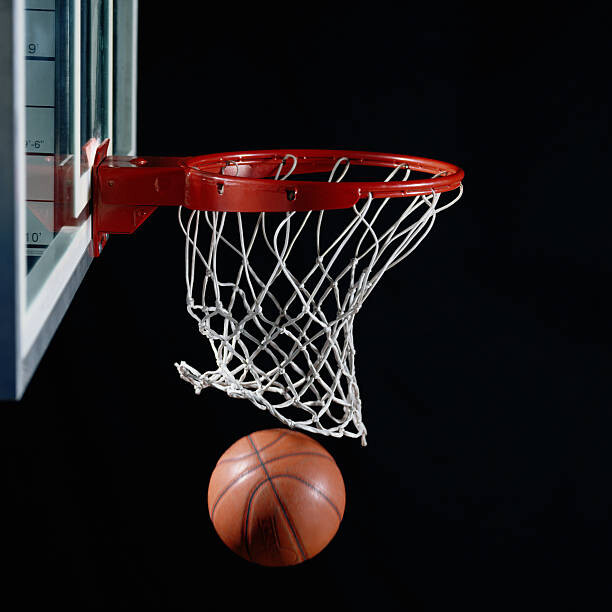 Levně Plakát, Obraz - Basketball in Hoop, Ryan McVay, 40 × 40 cm