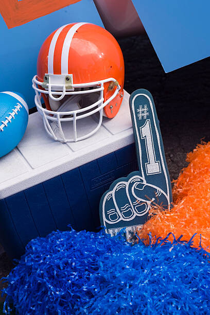 Fotografie Football items for tailgate party, Jupiterimages, 26.7 × 40 cm