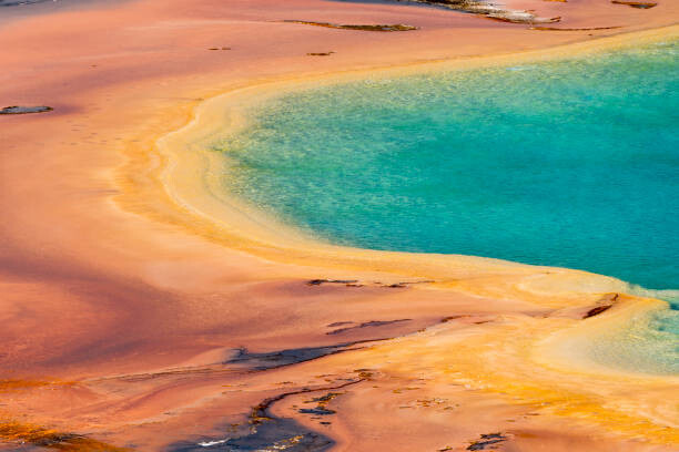 Levně Plakát, Obraz - grand prismatic spring in Yellowstone National, sergioboccardo, 40 × 26.7 cm