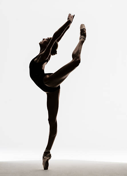 Levně Plakát, Obraz - Ballerina attitude on pointe, Nisian Hughes, 30 × 40 cm