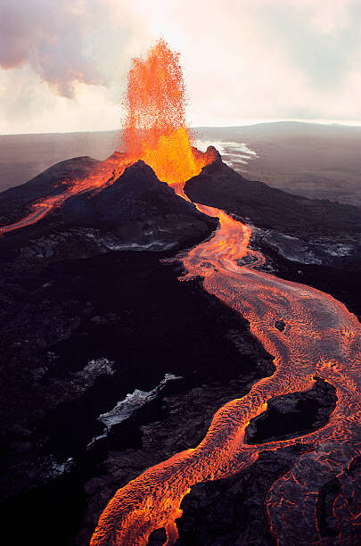 Levně Plakát, Obraz - Kilauea Volcano Erupting, Jim Sugar, 26.7 × 40 cm