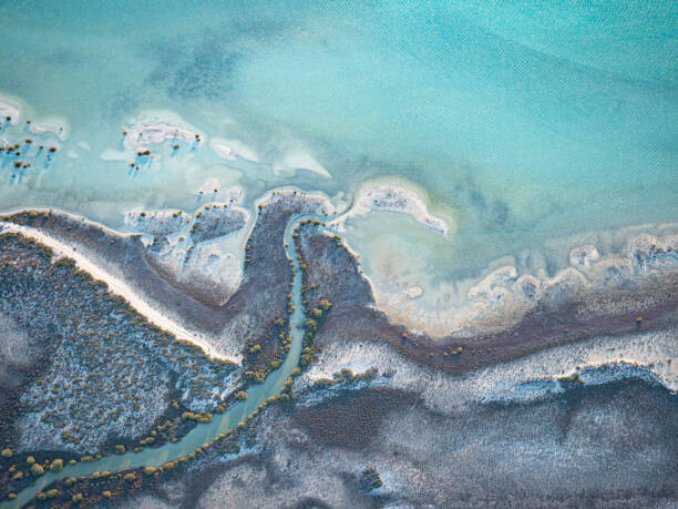 Levně Plakát, Obraz - Aerial abstract of beautiful coastline, Chris Gordon, 40 × 30 cm