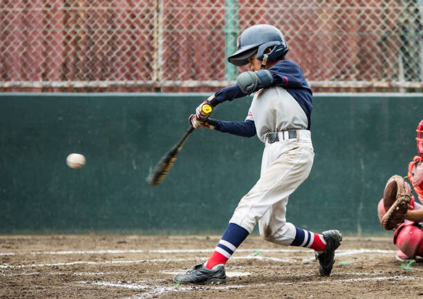 Plakát, Obraz - Youth Baseball Players,playing game,batting, Shoji Fujita, 40 × 30 cm