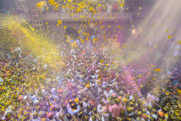 Levně Plakát, Obraz - India, Uttar Pradesh, Holi festival, Colour, Christophe Boisvieux, 40 × 26.7 cm