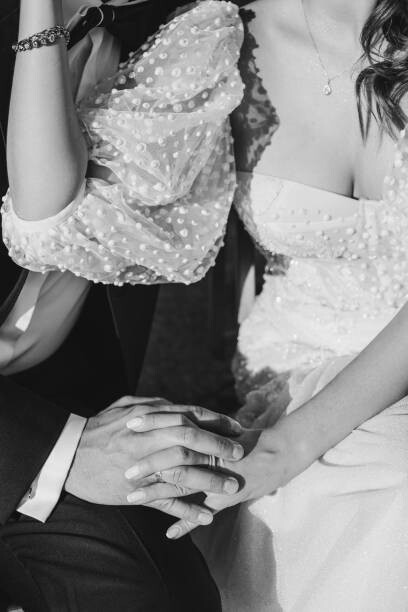 Levně Plakát, Obraz - Black and white photo of bride, Tatsiana Volkava, 26.7 × 40 cm