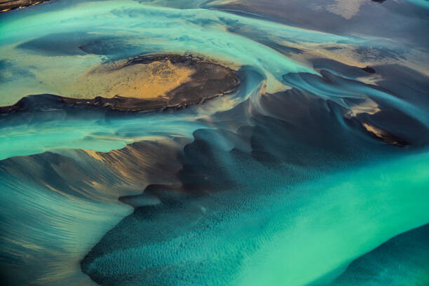 Levně Plakát, Obraz - Beautiful emerald-colored glacial rivers of Iceland,, EXTREME-PHOTOGRAPHER, 40 × 26.7 cm