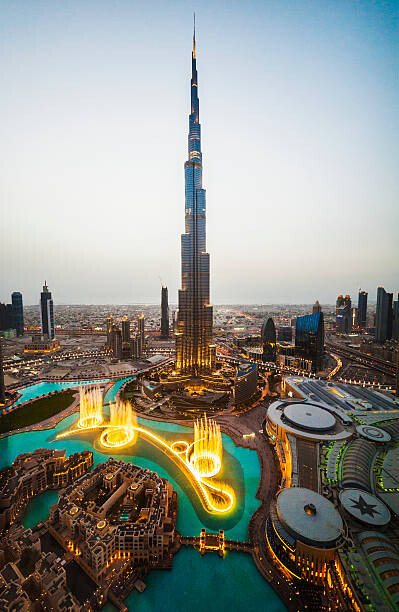 Fotografie Elevated view of Burj Khalifa at twilight, Dubai, John Harper, 26.7x40 cm