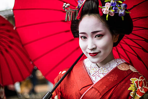 Levně Plakát, Obraz - Portrait of a beautiful Maiko, xavierarnau, 40 × 26.7 cm