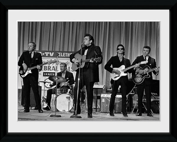 Ingelijste poster Johnny Cash - On Stage