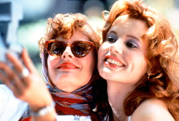 Fotografie Susan Sarandon And Geena Davis, Thelma And Louise 1991 Directed By Ridley Scott, 40x26.7 cm