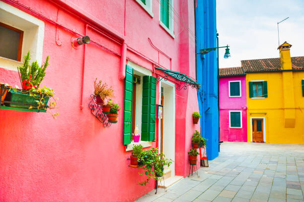 Fotografie Colorful architecture in Burano island, Venice,, Olga_Gavrilova, 40x26.7 cm