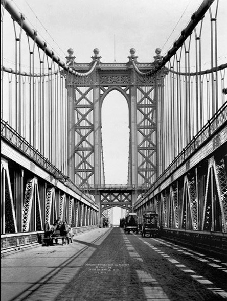 Umělecký tisk Manhattan bridge Tower and roadway, 1911