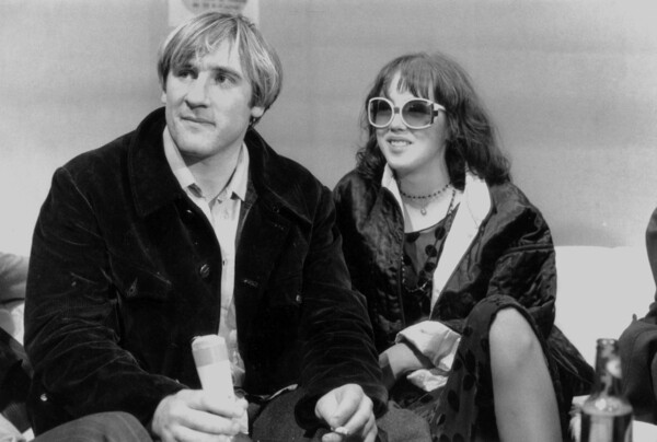 Fotografie Gerard Depardieu and Isabelle Adjani, 40 × 26.7 cm