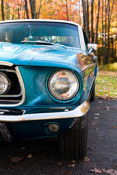 Ilustrace Old Blue Car Close-Up, MathieuViennet, 26.7 × 40 cm