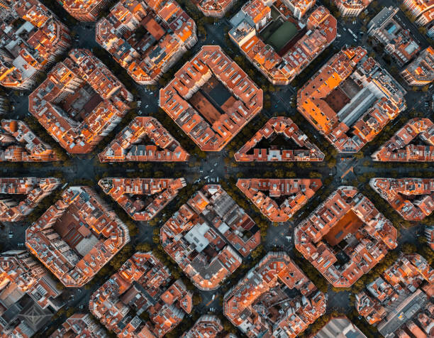 Levně Plakát, Obraz - Aerial view of the residential Eixample, Pol Albarrán, 40 × 30 cm