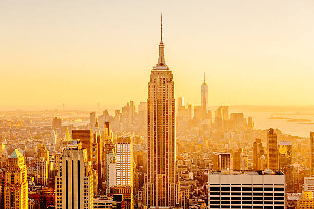 Fotografie Golden sunset in Manhattan, New York City, USA, Alexander Spatari, 40 × 26.7 cm