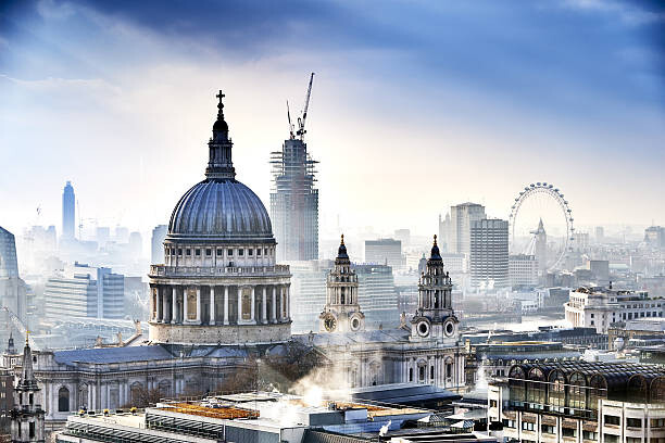 Levně Plakát, Obraz - St Paul's Cathedral and London, Neil Spence, 40 × 26.7 cm