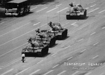 Poster Tiananmen square - tanky