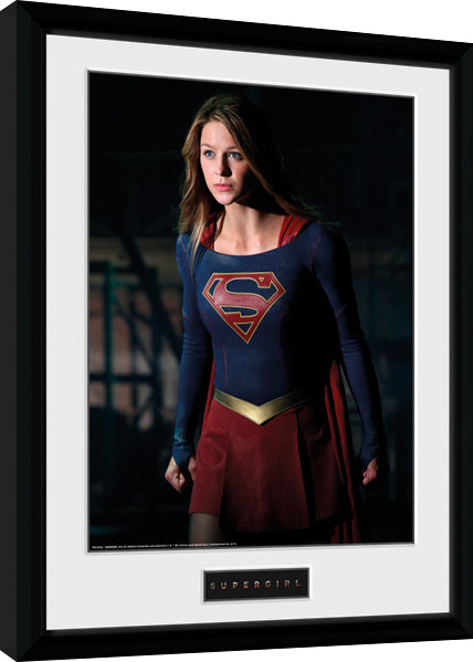 Rámovaný plakát Supergirl - Stand