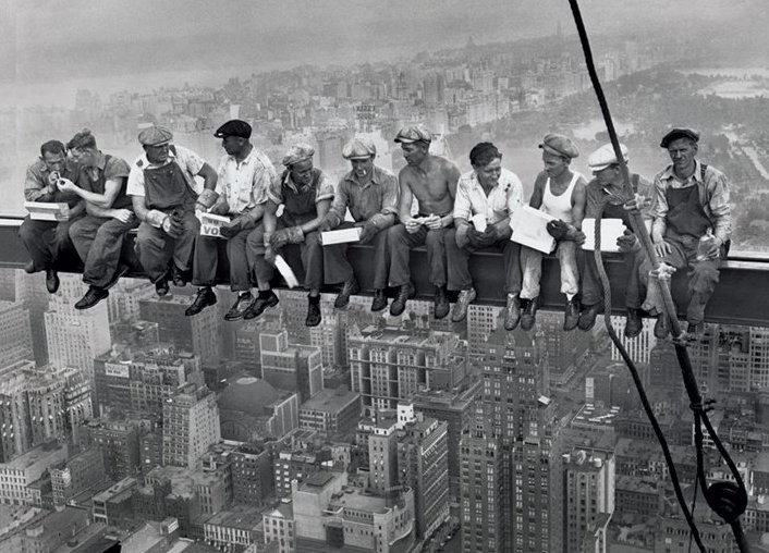 Lunch on a skyscraper Poster