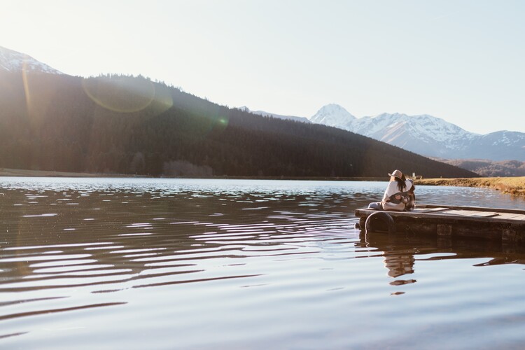 Photographie d'art adventure friends on the lake