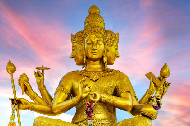 Umjetnička fotografija A Statue of Brahma