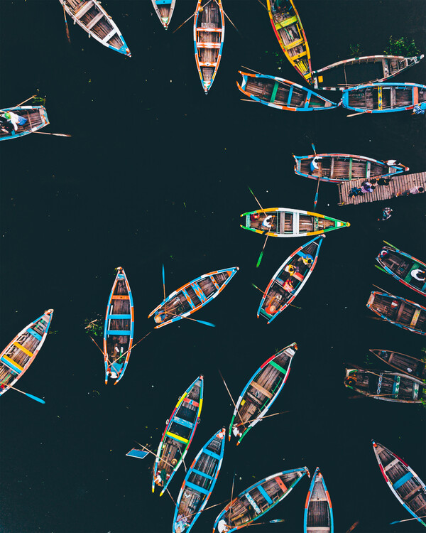 Umělecká fotografie Boat Rush